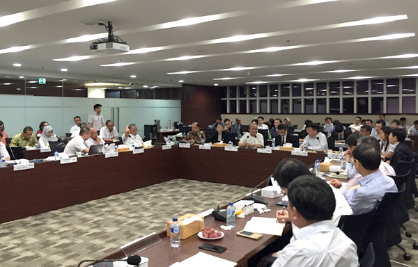 座谈会现场.jpg
