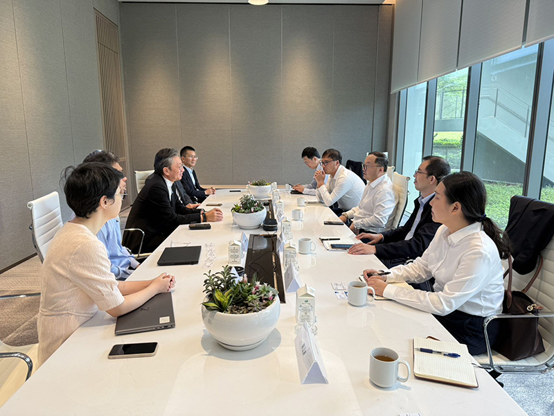 图2.与盛裕集团会谈.jpg